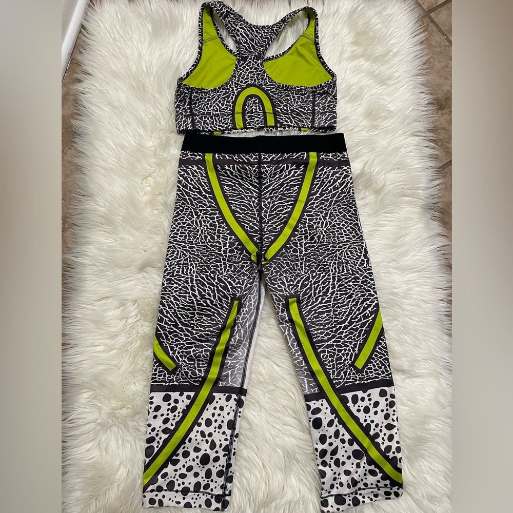 Nike Pro Set - Picture 2 of 6